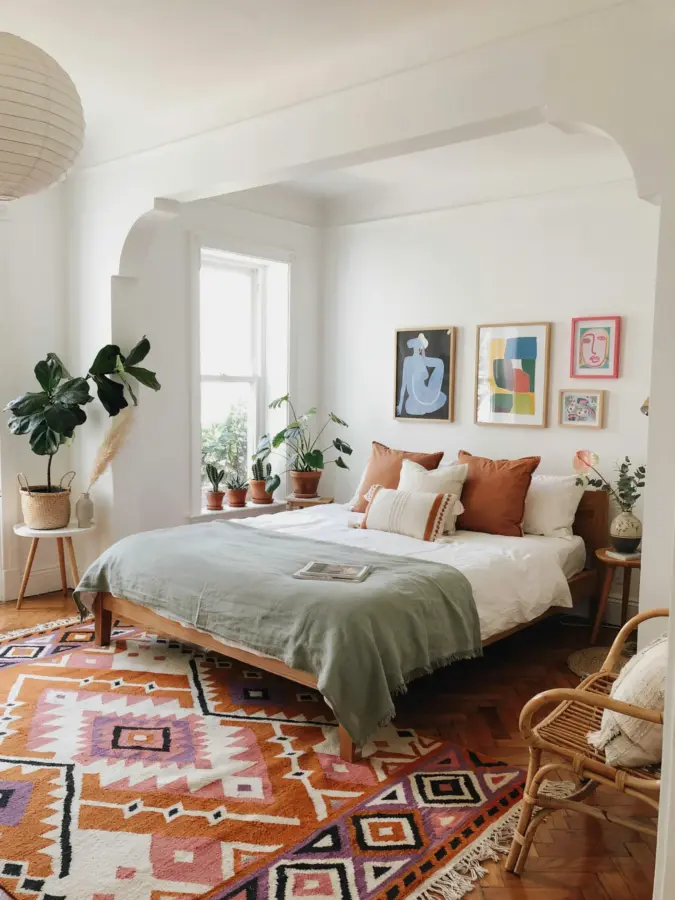 Brooklyn Rental Design | Bright White Home Aesthetic | Kaleidoscopic Rug-Inspired Room Ideas
